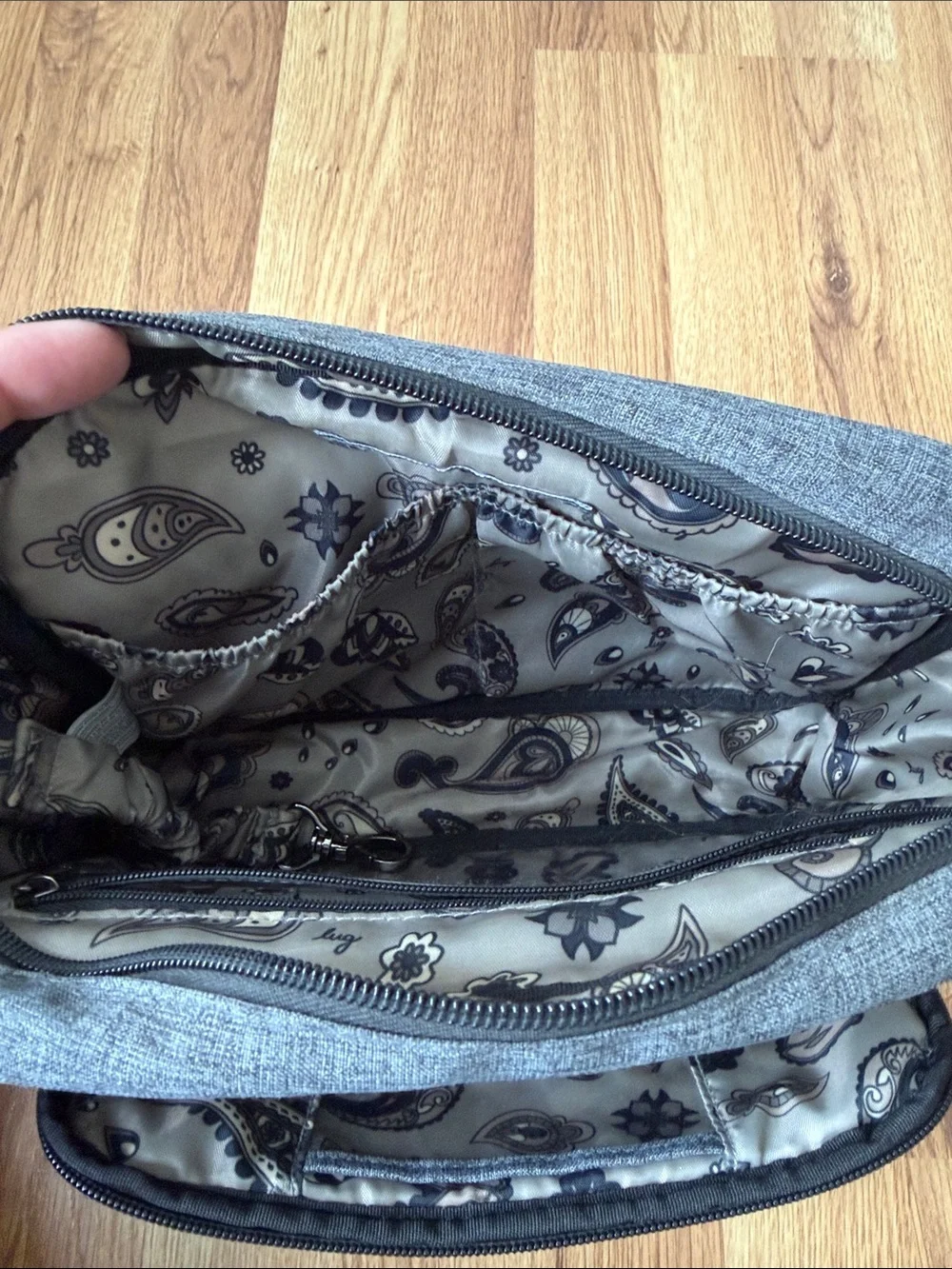lug Corousel XL Quilted Gray Messenger Crossbody Bag - Unbranded